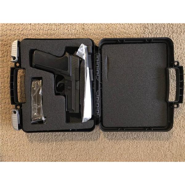 9mm Luger (9x19 Para) Sig Sauer P229 New in Box 4 inch " barrel