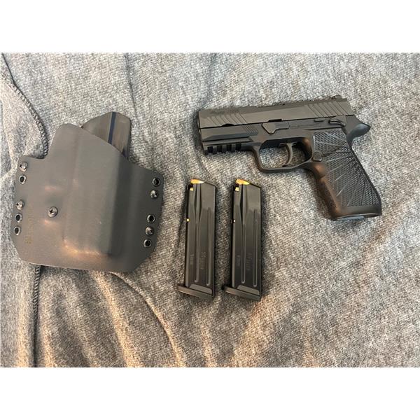 9mm Luger (9x19 Para) Sig Sauer P320 Carry 4 inch " barrel