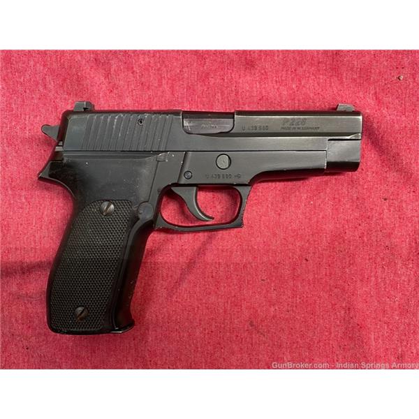 9mm Luger (9x19 Para) West German Sig Sauer P226 9MM Police Trade P-226 9 PENNY No Reserve DA 226