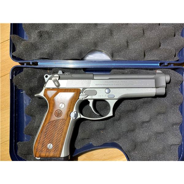 9mm Luger (9x19 Para) 92 FS Beretta 92FS INOX Beautiful WOOD Grips .9mm 5 inch " barrel