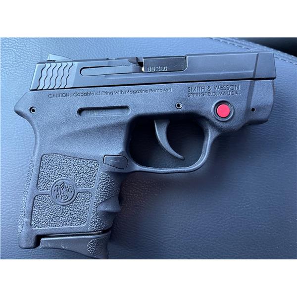 .380 ACP M&P Bodyguard 380 Smith & Wesson S&W MP w crimson trace laser, 4mags, plus 2 holsters 4 inch " barrel