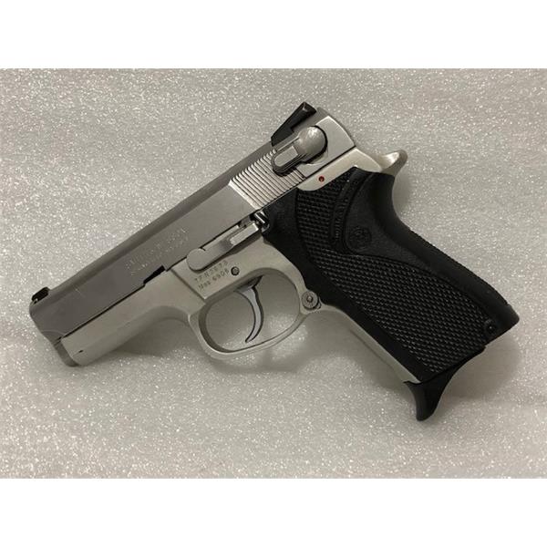 smith and wesson 915 specs manufacturers