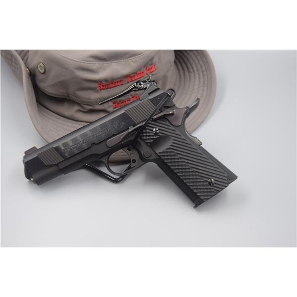 Lightweight Commander COLT LIGHTWEIGHT COMBAT COMMANDER .45 ACP PISTOL 4 inch " barrel