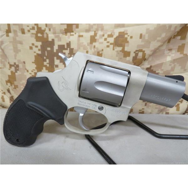 PENNY! TAURUS MODEL 856 ULTRA-LITE, .38 SPL. W/ 2" BARREL, VERY NICE!!