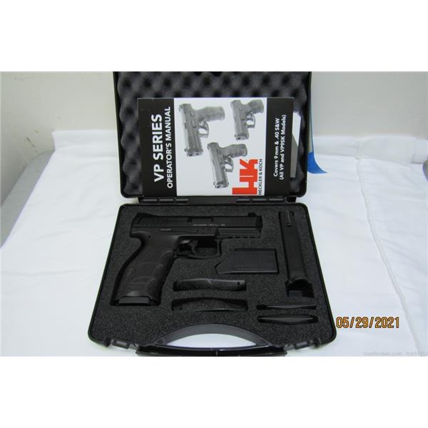 9mm Luger Heckler & Koch / H&K HK VP9 Excellent Condition all original items with gun 4 inch " barrel