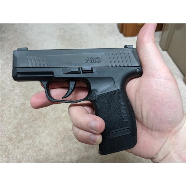 9mm Luger P365 Nitron Micro-Compact Sig Sauer + 3 x 12 rd mags Pelican 1170 case