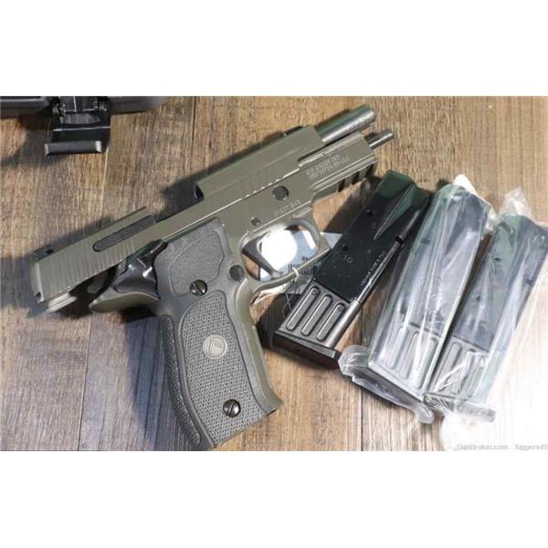 9mm Luger NEW Sig Sauer Model P226R SAO LEGION Pistol 9MM NEVER FIRED
