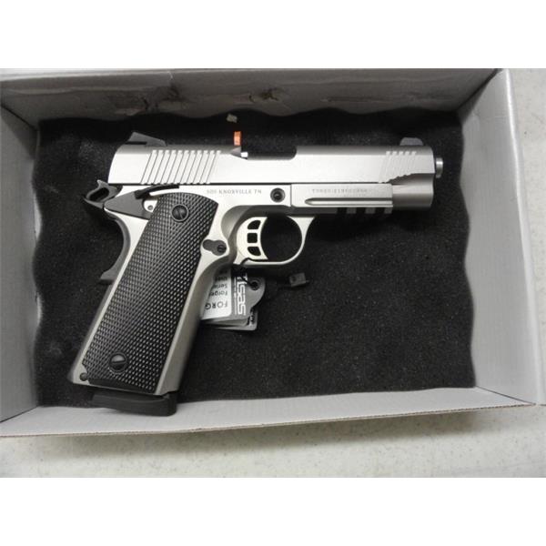 SDS Imports Tisas 1911 Carry WITH RAIL .45 ACP 4.25" Colt Commander Size 1911CSS45R 713135218522 #13850