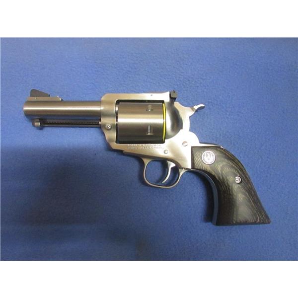 .44 Rem Magnum New Model Super Blackhawk Ruger / Sturm, & Co. RUGER SUPER BLACK HAWK 44 MAGNUM 4 inch " barrel