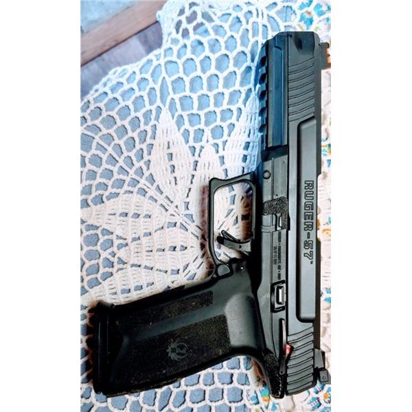 5.7X28mm Ruger-57 Ruger / Sturm, & Co. Ruger57 w/ Redding Dies, 6 boxes SS198 Green Tip, 250 Cases, New Holster 5 inch " barrel