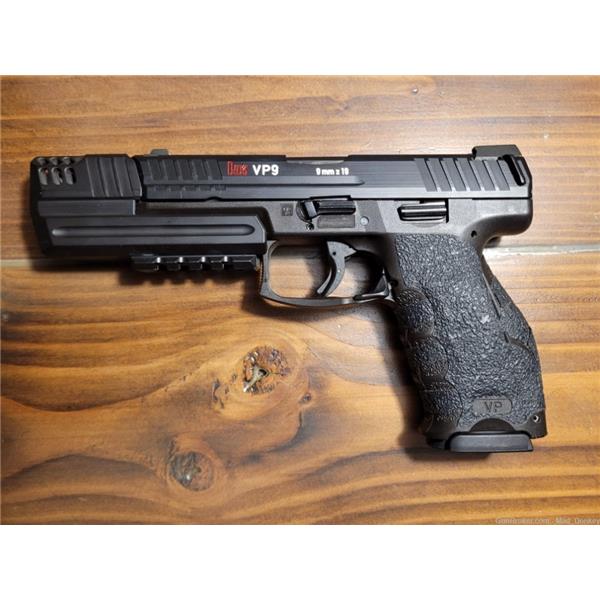 9mm Luger Heckler & Koch / H&K VP9 compensator 3 Magazines TruDot Tritium night sights Talon grip 4 inch " barrel
