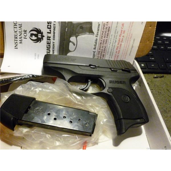 9mm Luger Ruger / Sturm, & Co. LC LC9s Semi Auto All Black 7rd Mag 3.1In 3235 3 inch " barrel