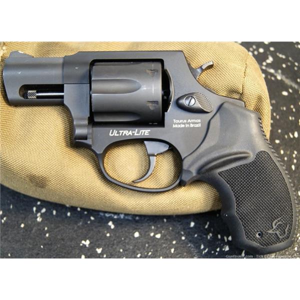 .38 Spl. 856 Ultra Lite Taurus 856UL "Ultra-Lite" in 38 Special 2 inch " barrel