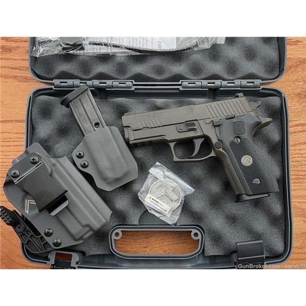 9mm Luger Sig Sauer P229 Legion P229R-9-LEGION UNFIRED 2 Mags BLACKPOINT IWB 229R