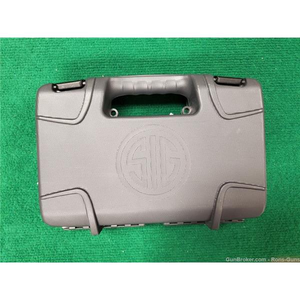 Sig Sauer P229R .40 S&W - Like New In Box 3 inch " barrel
