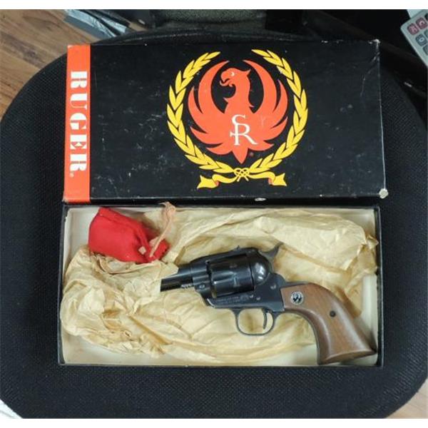.22 LR/Long/Short RUGER SINGLE SIX CONVERTIBLE LR & MAG 6.5" BARREL THREE SCREW NON-UPDATED