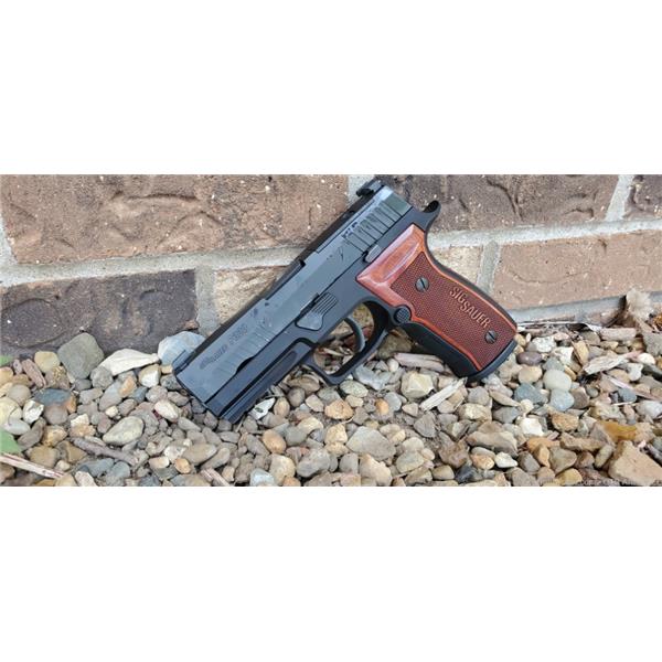 9mm Luger Sig Sauer SIG P320 AXG CLASSIC 9MM 3320AXGCA-9-CW-CL-R2 Read Description
