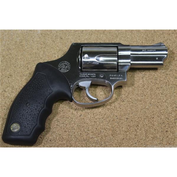 .357 Mag. Taurus 605 357 Mag 2 inch " barrel