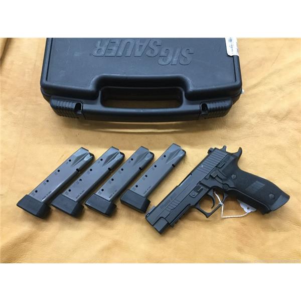 9mm Luger Sig Sauer p226 TacOps pistol 226 4 magazine LOT srt 9 tac ops nitron