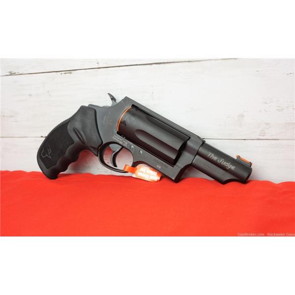 .45 LC/.410 4510 Judge Magnum FACTORY NEW TAURUS JUDGE MAGNUM MATTE BLACK .45LC/.410 IN STOCK 3 inch " barrel