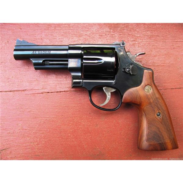 .44 Rem Magnum Smith & Wesson / S&W N.I.B. Model 29-10, 4" , MGNM 4 inch " barrel