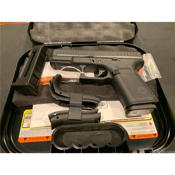.22 LR Glock UA4450101 G44 Compact 22 4.02" Pistol, Brand New