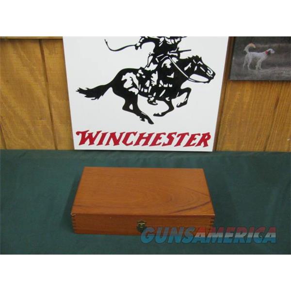 .44 Magnum 7264 Smith Wesson 29-2 44 magnum,Nickel, orange front adj squared notch rear, walnut grips, 6 inch barrel, all papers, drag line is almost imperceptible,99.9% condition.with tools. and papers presentation case. one of the best