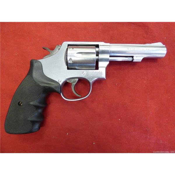 .38 Spl. Smith & Wesson / S&W and Model 64-5 - Special 64 S W 4 inch " barrel