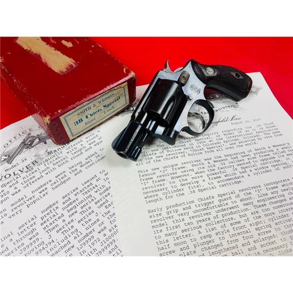 .38 Spl. Smith & Wesson / S&W Incredible 1952 and Pre 36 Flat Latch .38spl In Box! 2 inch " barrel