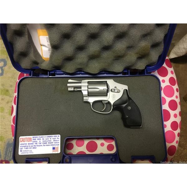 Smith & Wesson / S&W 642-2 .38 Special +P w/ box 2 inch " barrel