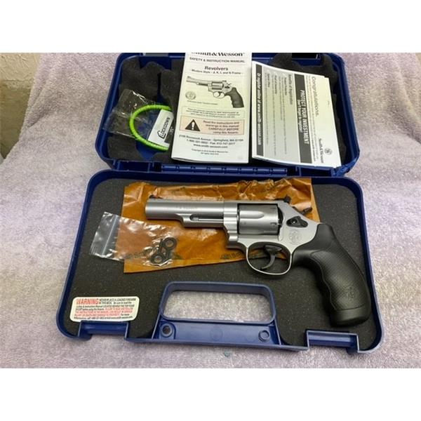 .357 Mag. 66-8 Smith & Wesson / S&W LNIB SS M66 Combat Magnum 357/38 Revolver 4.25" 6RD 162662 4 inch " barrel