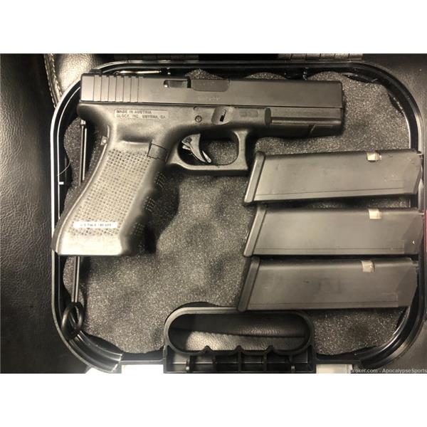9mm Luger G17 GEN4 USED GLOCK 17 Gen 4 POLICE TRADE-IN w/ 3 RD MAGS & Night Sights