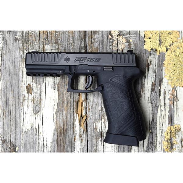 DB9FS Diamondback Firearms DB Nine FS 9mm Luger Black 4.75" 15-Round 815875017486 DB9 9x19 / not glock 17 19 g17 g19 gen3 4 inch " barrel