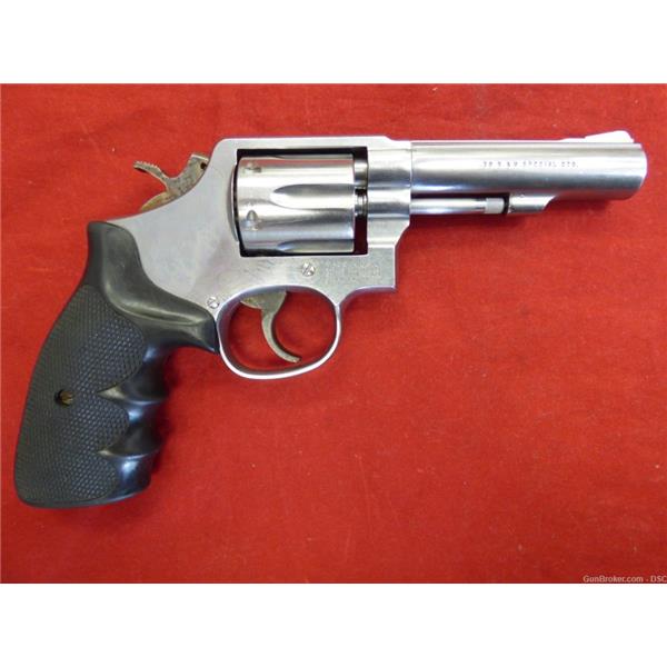 .38 Spl. Smith & Wesson / S&W and Model 64-5 - Special 64 S W 4 inch " barrel