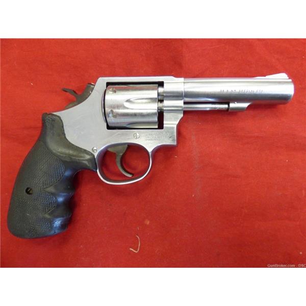 .38 Spl. Smith & Wesson / S&W and Model 64-5 - Special 64 S W 4 inch " barrel