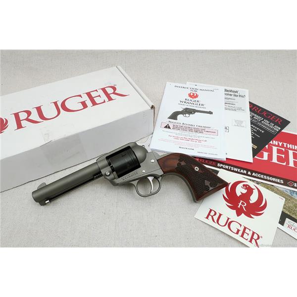 .22 LR Ruger / Sturm, & Co. Wrangler Single Action - 22 4-5/8" Silver Cerakote
