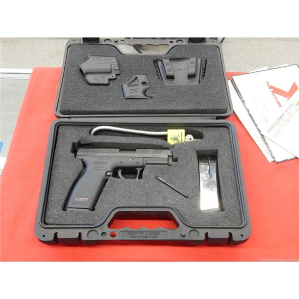XD-45 Springfield Armory XD45 .45 ACP Semi-Automatic Pistol w/ 2 Magazines Original Box 4 inch " barrel