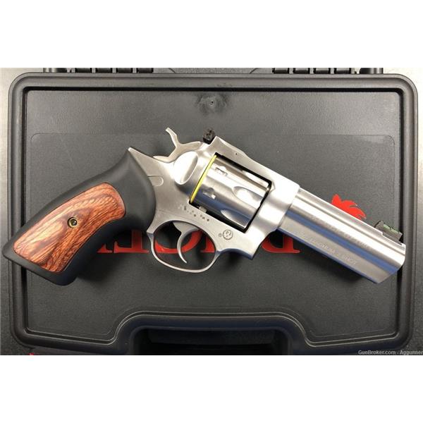 .357 Mag. Ruger / Sturm, & Co. NEW GP100 4.2" 7-Shot Stainless 1771 736676017713 4 inch " barrel