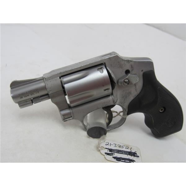 .38 Spl. Smith & Wesson / S&W 642-2 Penny Start No Resv 38 spl