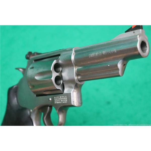 .44 Mag. Smith & Wesson / S&W Stainless SMITH WESSON Model 629-6 Revolver 44 Magnum