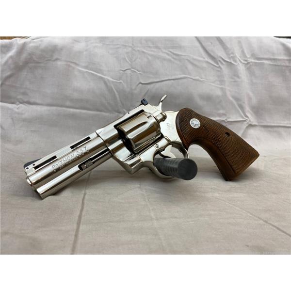 .357 Mag. 1981 COLT PYTHON 4 INCH 357 MAGNUM NICKEL FINISH CLEAN BORE TIGHT ACTION