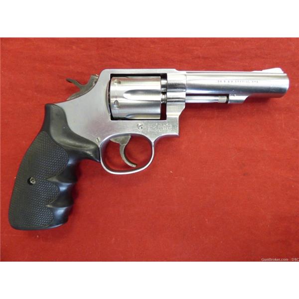 .38 Spl. Smith & Wesson / S&W and Model 64-5 - Special 64 S W 4 inch " barrel