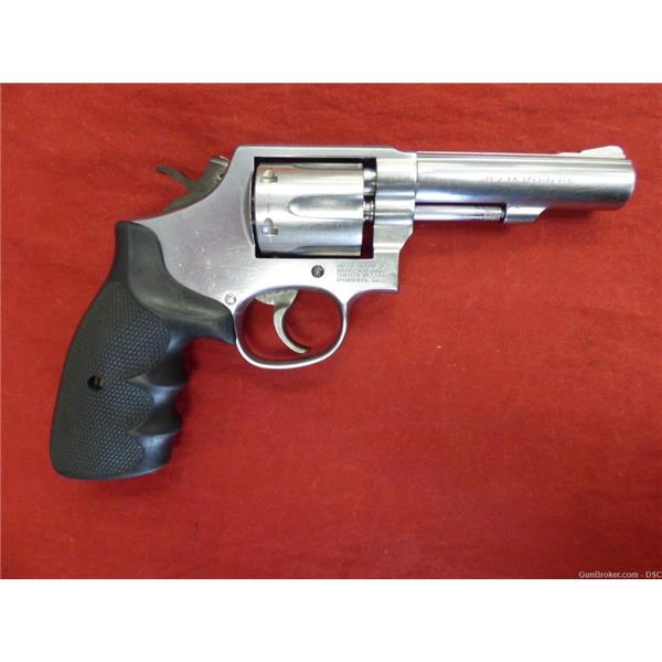 .38 Spl. Smith & Wesson / S&W and Model 64-5 - Special 64 S W 4 inch " barrel