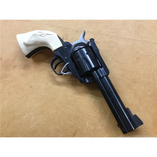 .41 Rem. Mag. New Model Blackhawk Blued Ruger / Sturm, & Co. Rare RUGER 41 magnum new model revolver pistol 41mag blued gun 5 inch " barrel