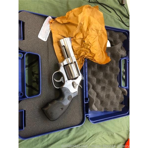 .357 Mag. Smith & Wesson / S&W NEW SMITH AND WESSON 686 PLUS 150853 3" 357 MAGNUM SS NOT COLT 022188145175 3 inch " barrel
