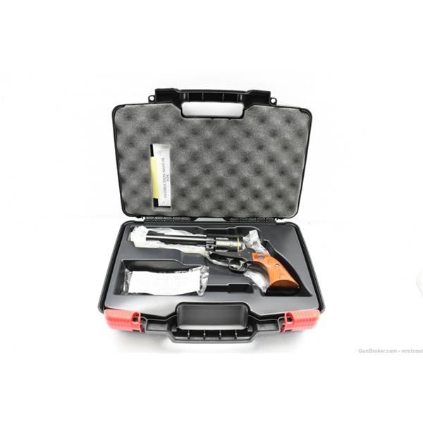 .44 Rem Magnum Ruger / Sturm, & Co. Ruger, New Model Super Blackhawk, 44 Rem. Mag Spl., Revolver (W/ Box)
