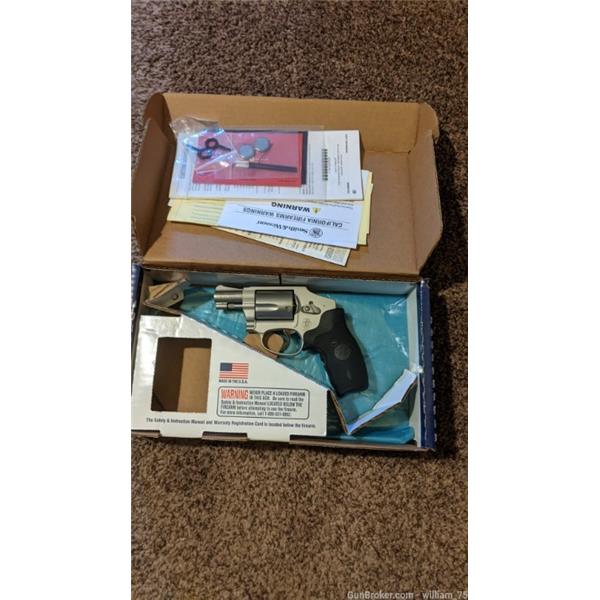 .38 Special +P Smith & Wesson / S&W 642 crimson trace LNIB 2 inch " barrel