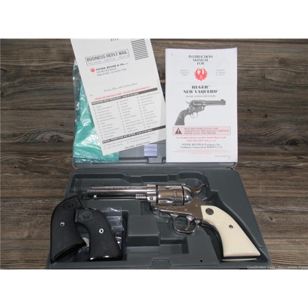 .357 Mag. Ruger / Sturm, & Co. RUGER NEW VAQUERO STAINLESS 357 NICE! NO RESERVE! $1 CC FEES! 4 inch " barrel
