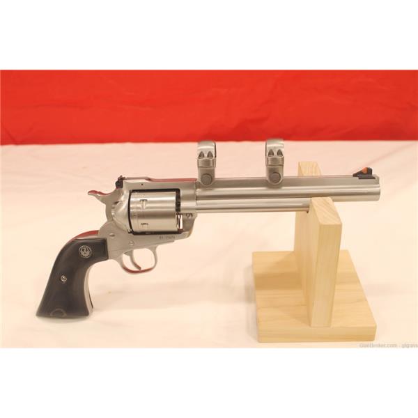 .44 Mag. Ruger / Sturm, & Co. Super Blackhawk Hunter .44Mag 7.5" 7 inch " barrel