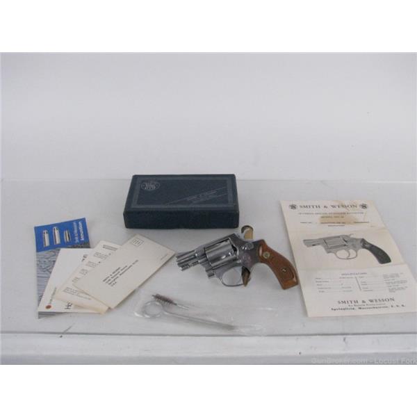 .38 Spl. Smith & Wesson / S&W Model 60 No Dash Revolver Stainless 38 Spl In Factory Box Luther Thomas 1461-15
